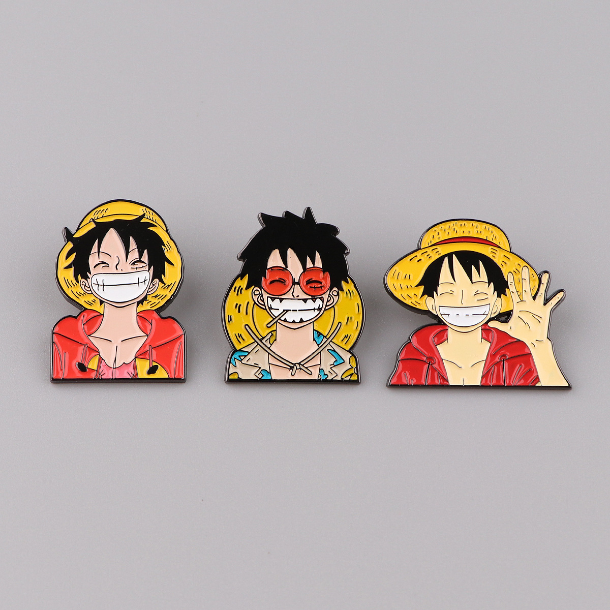 Piratenavontuur Anime Emaille  - Men'S Accessories Clothing recensie en prijs